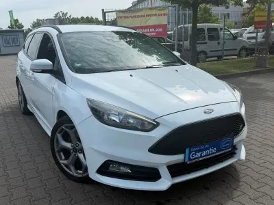 Gebraucht Ford Focus ST 250 PS (183 kW) 2018 Weiß Kombi