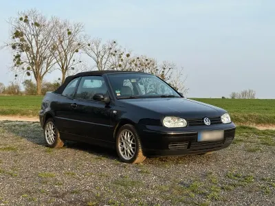 Używany VW Golf Edition 116 KM (85 kW) 2002 Czarny Kabriolet
