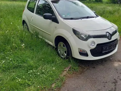 Gebraucht Renault Twingo 75 PS (55 kW) 2012 Beige Kleinwagen