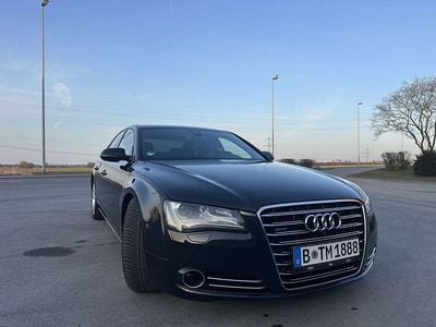 Second-hand Audi A8 Ambiente 352 CP (258 kW) 2012 Negru Berlinǎ
