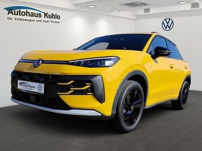 Second-hand VW T-Roc Style 150 CP (110 kW) 2026 Galben SUV