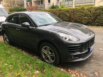 Porsche Macan S