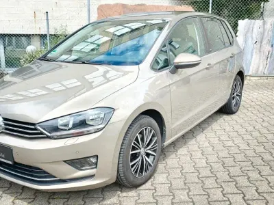 Gebraucht VW Golf Sportsvan 125 PS (91 kW) 2016 Gold Van / Kleinbus