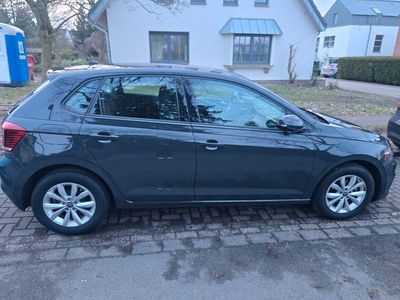 Grau Gebraucht 2021 VW Polo Comfortline Kleinwagen | 15.990 € (Fairer Preis)