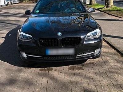 Second-hand BMW 525 205 CP (150 kW) 2011 Negru Break