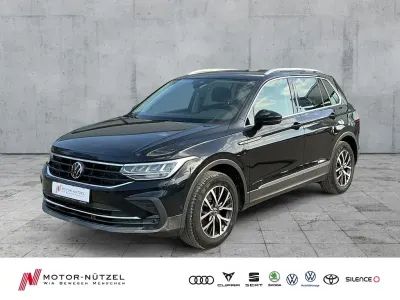 Używany VW Tiguan Life 150 KM (110 kW) 2022 Czarny SUV