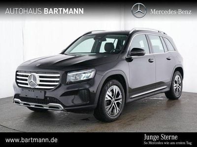Mercedes GLB220