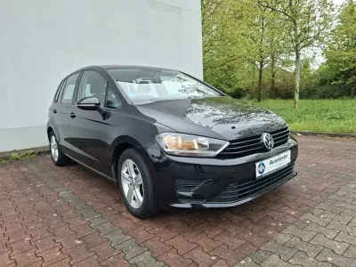 Gebraucht VW Golf Sportsvan Trendline 110 PS (80 kW) 2015 Schwarz Van / Kleinbus