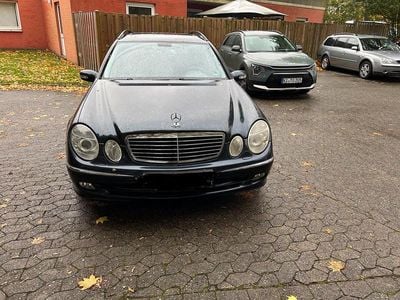 Mercedes E320