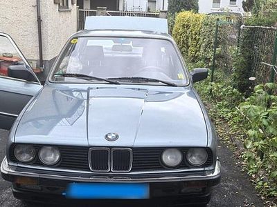 Gebraucht BMW 325 122 PS (89 kW) 1985 Limousine