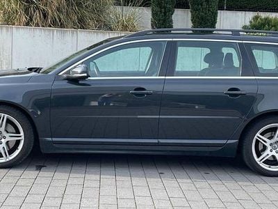 Second-hand Volvo V70 Pro 136 CP (100 kW) 2013 Gri Break