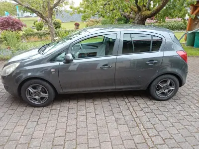 Gebraucht Opel Corsa 87 PS (63 kW) 2011 Grau Kleinwagen