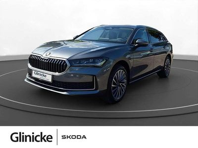 Nuova Skoda Superb LAURIN & KLEMENT 204 CV (150 kW) 2026 Grigio Station wagon