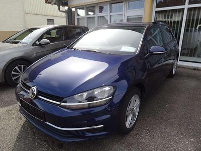 Gebraucht VW Golf VII Sound 125 PS (91 kW) 2017 Atlantic blue metallic Kleinwagen