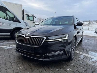 Gebraucht Skoda Superb LAURIN & KLEMENT 272 PS (200 kW) 2021 Schwarz Kombi