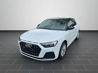 Gebraucht Audi A1 Advanced Plus 110 PS (80 kW) 2022 Gletscherweiß metallic (metallic) SUV