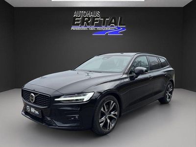 Gebraucht Volvo V60 Plus 197 PS (144 kW) 2025 Schwarz Kombi