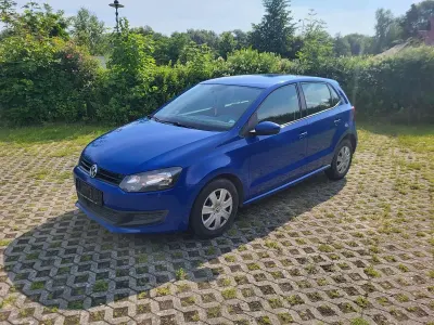 Gebraucht VW Polo 60 PS (44 kW) 2010 Blau Kleinwagen