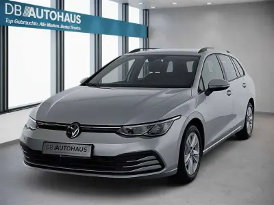 Usata VW Golf VIII Life 110 CV (80 kW) 2022 Argento Station wagon
