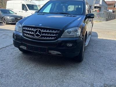 Mercedes ML320
