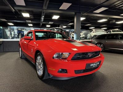Second-hand Ford Mustang 305 CP (224 kW) 2012 Roșu Coupe