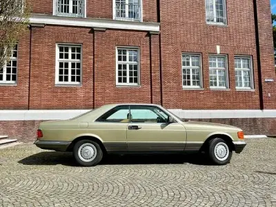 Brugt Mercedes 380 241 HK (177 kW) 1983 Grøn Coupe