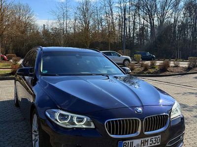 Second-hand BMW 530 Luxury Line 258 CP (189 kW) 2016 Albastru Break
