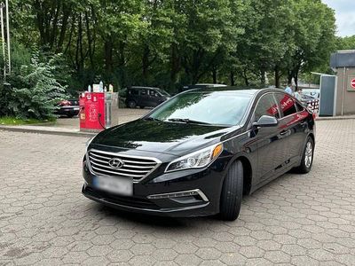 Gebraucht Hyundai Sonata 164 PS (120 kW) 2015 Schwarz Limousine