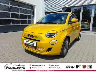 Neu Fiat 500 65 PS (47 kW) 2026 Gelb Limousine
