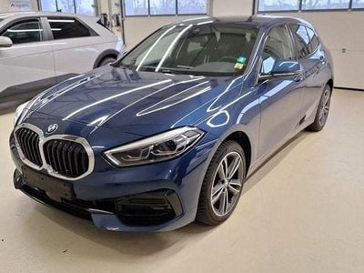 Gebraucht BMW 118 Sport Line 150 PS (110 kW) 2023 Phytonicblau Kleinwagen