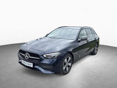 Second-hand Mercedes C300 Avantgarde 258 CP (189 kW) 2022 Albastru Break