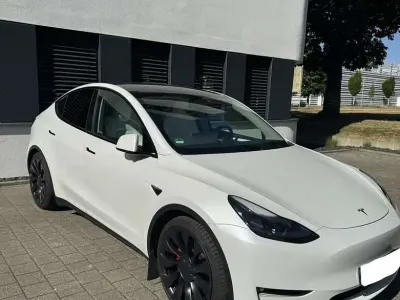 Gebraucht Tesla Model Y Performance 392 kW (534 PS) 2024 Weiß SUV