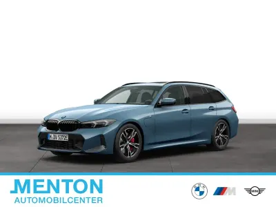 Gebraucht BMW 330e Sport Line 292 PS (214 kW) 2025 Blau Kombi