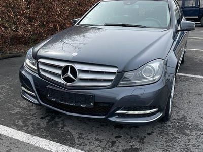 Second-hand Mercedes C220