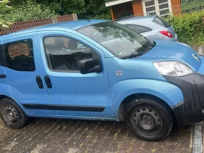 Gebraucht Citroën Nemo 73 PS (53 kW) 2009 Blau Van / Kleinbus