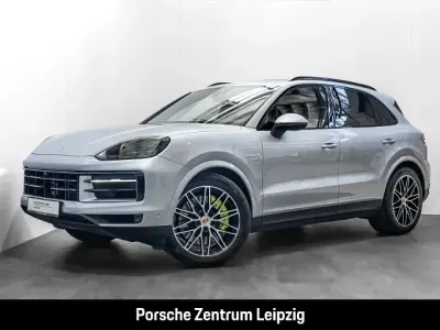 Gebraucht Porsche Cayenne S E-Hybrid 519 PS (381 kW) 2024 Silber SUV