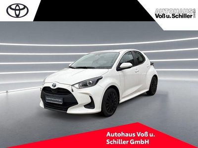 Gebraucht Toyota Yaris Hybrid Comfort 116 PS (85 kW) 2022 Weiß Limousine