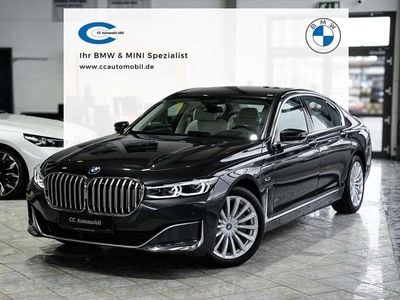 Gebraucht BMW 745e Sport Line 394 PS (289 kW) 2021 Sophistograu brillanteffekt Limousine