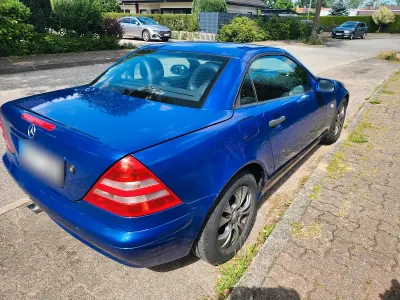 Gebraucht Mercedes SLK200 136 PS (100 kW) 2000 Blau Cabrio