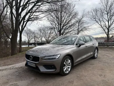 Occasion Volvo V60 Momentum 150 ch (110 kW) 2019 Gris Break