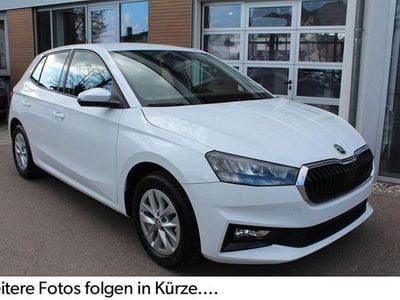 Gebraucht Skoda Fabia Selection 95 PS (69 kW) 2023 Weiss Kleinwagen