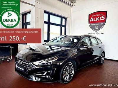 Gebraucht Hyundai i30 160 PS (117 kW) 2024 Abyss black (metallic) Kombi