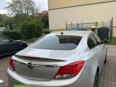 Gebraucht Opel Insignia 150 PS (110 kW) 2011 Grau Limousine