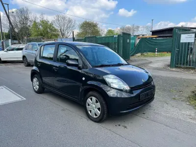 Gebraucht Daihatsu Sirion 91 PS (66 kW) 2007 Schwarz Kleinwagen