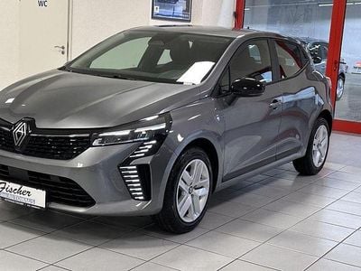 Neu Renault Clio V Techno 91 PS (66 kW) 2025 Sternen schwarz Limousine