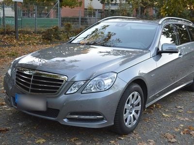 Mercedes E200