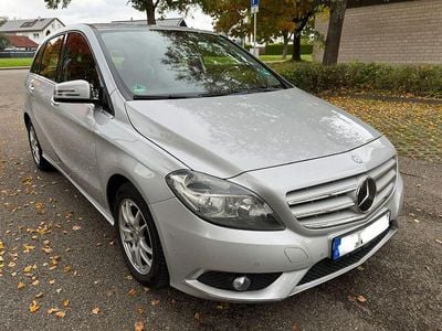 Mercedes B180