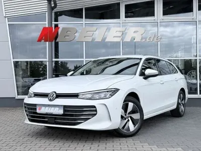 Gebraucht VW Passat Business 150 PS (110 kW) 2025 Weiß Kombi