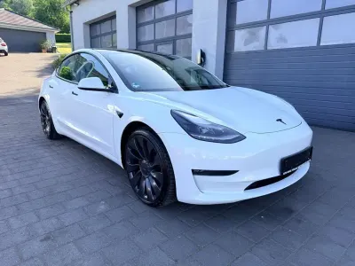 Käytetty Tesla Model 3 Performance 377 kW (513 HP) 2021 Valkoinen Sedan