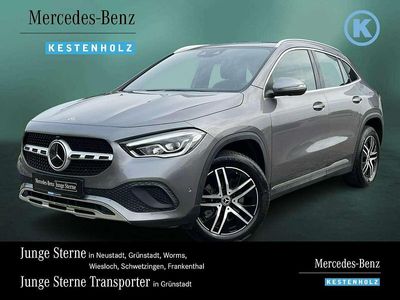 Mercedes GLA220